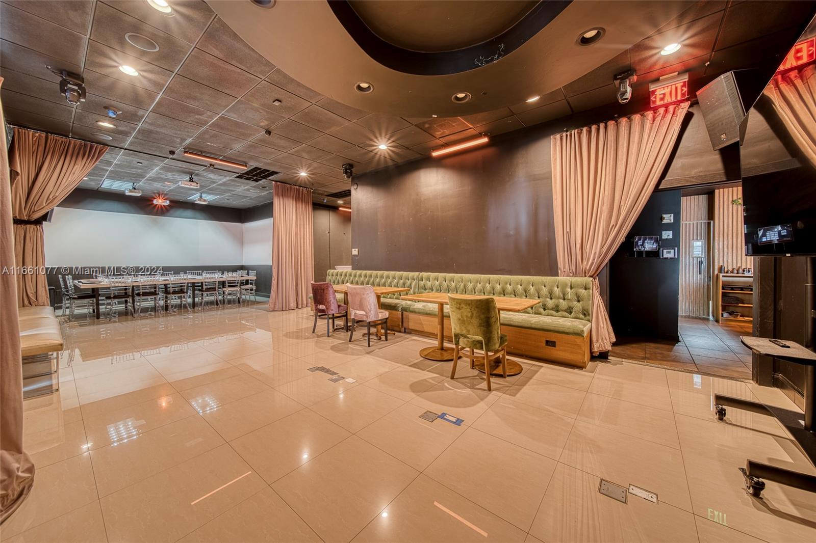 3,300 Sqft. Restaurant Venue For Sale In Doral