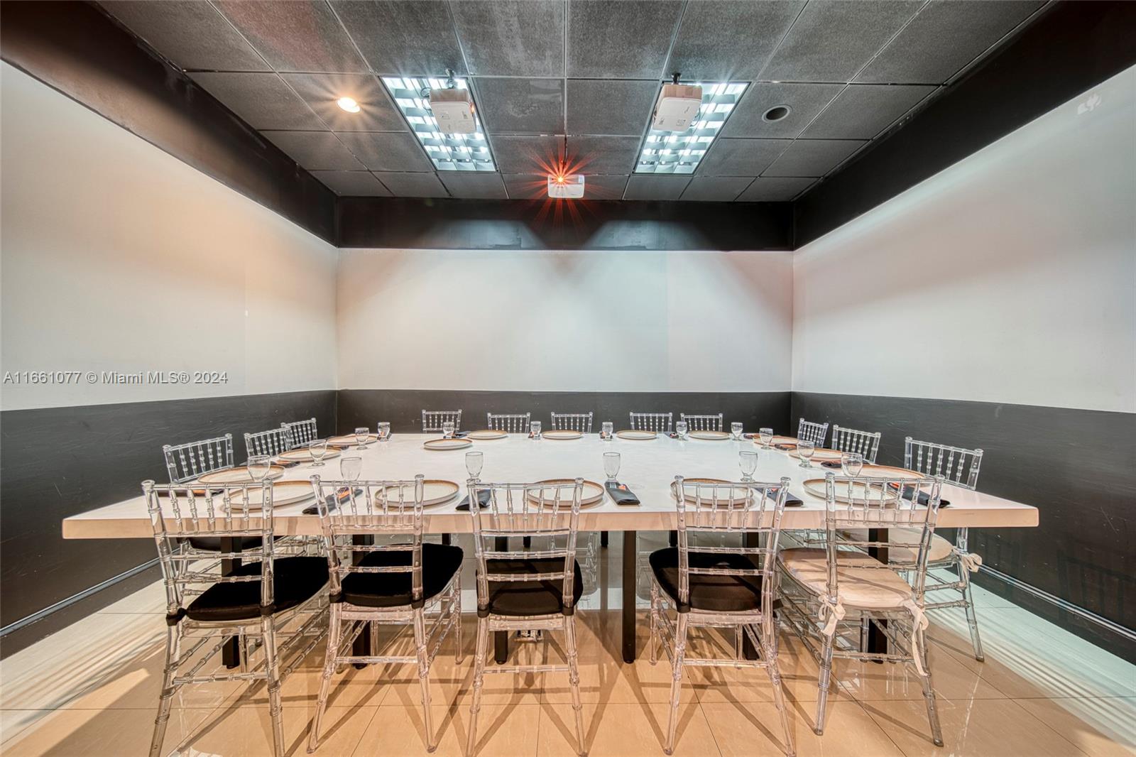3,300 Sqft. Restaurant Venue For Sale In Doral