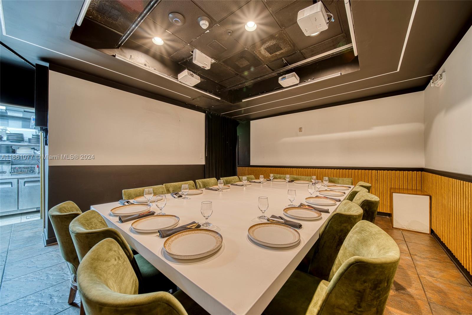 3,300 Sqft. Restaurant Venue For Sale In Doral