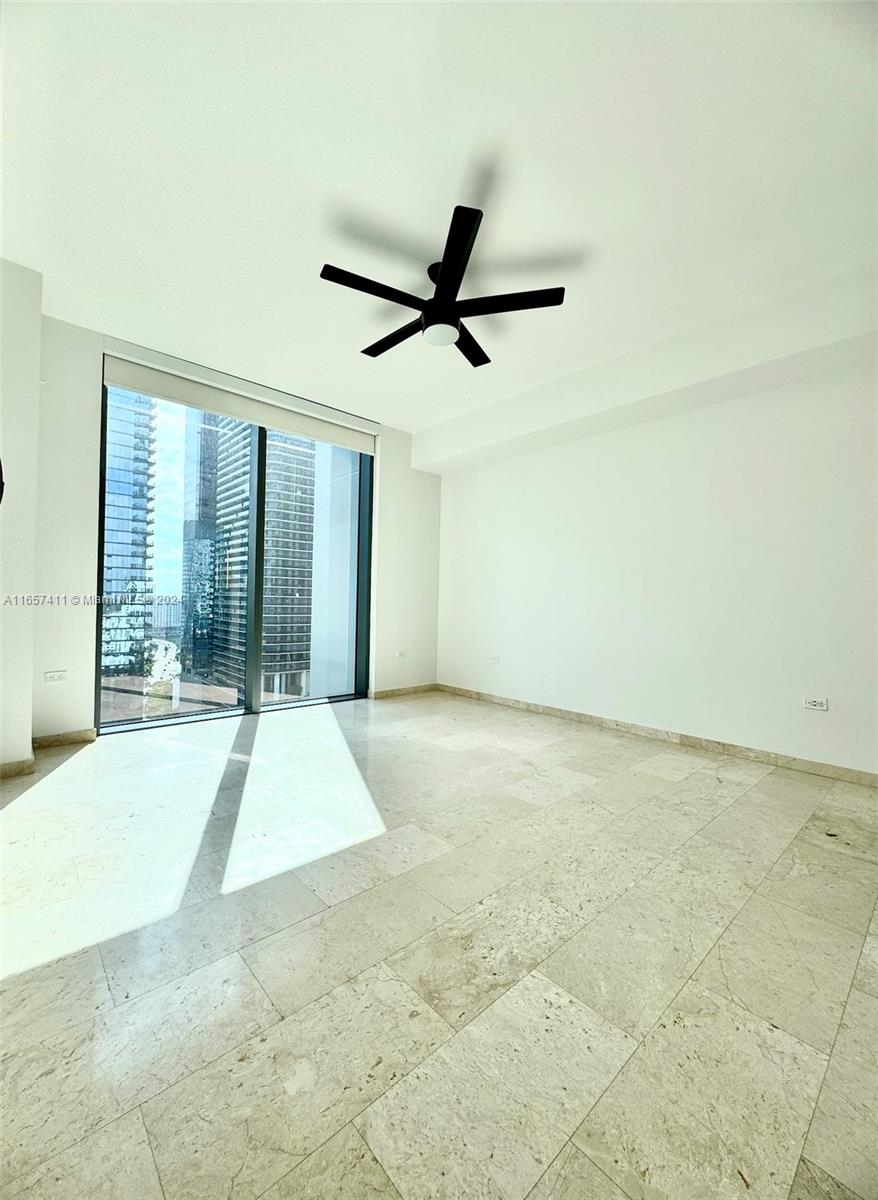 88 SW 7th St #1805, Miami, Florida image 10