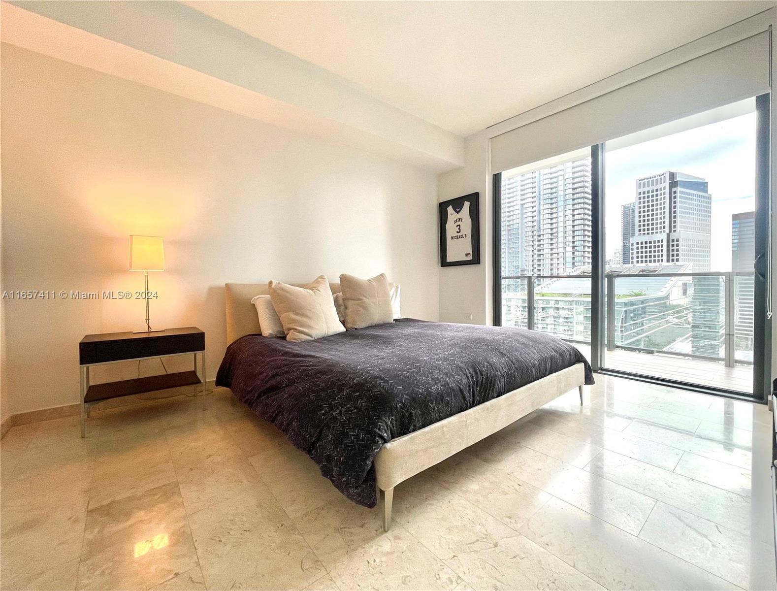 88 SW 7th St #1805, Miami, Florida image 13