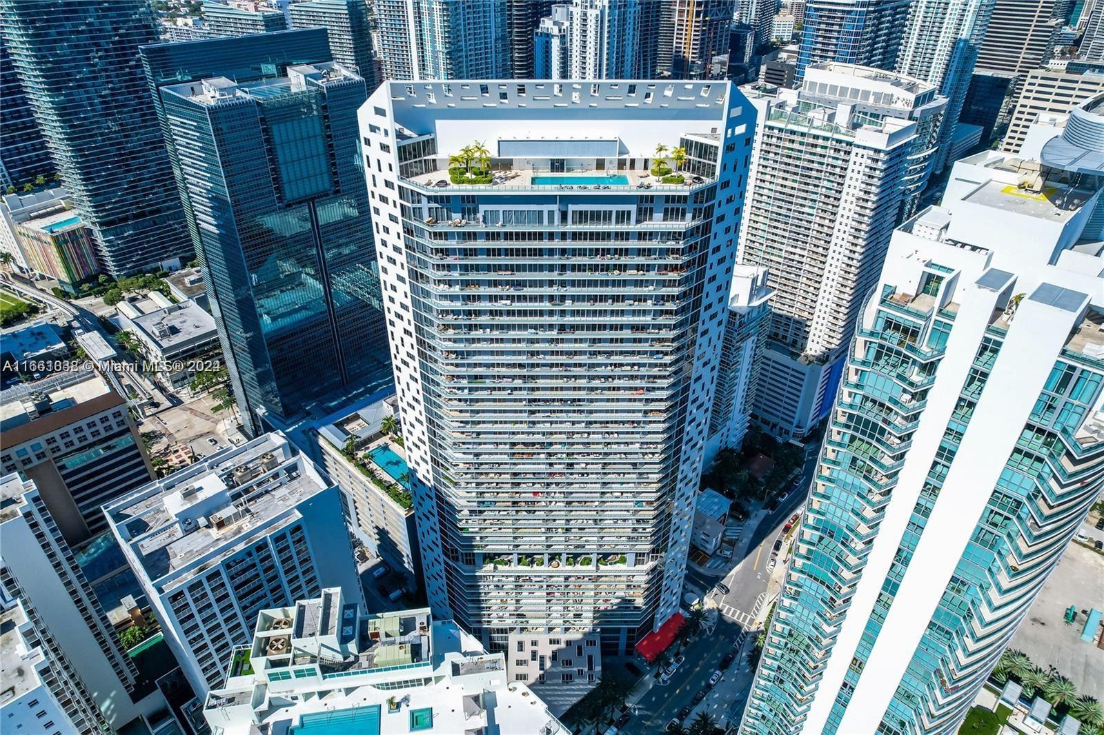 1300 Brickell Bay Dr #808, Miami FL 33131