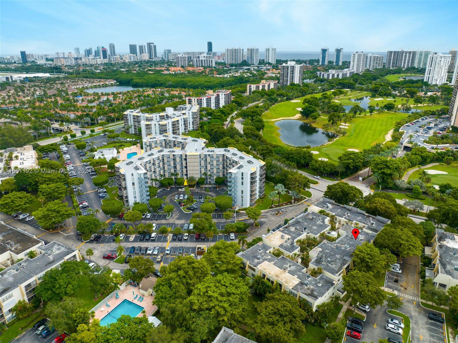 20350 W Country Club Dr #123-4, Aventura, Florida image 27