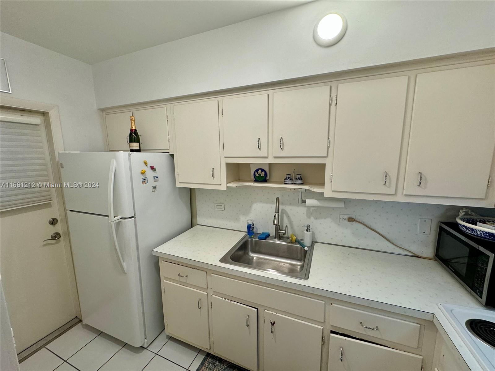 6580 Santona St #A38, Coral Gables, Florida image 3