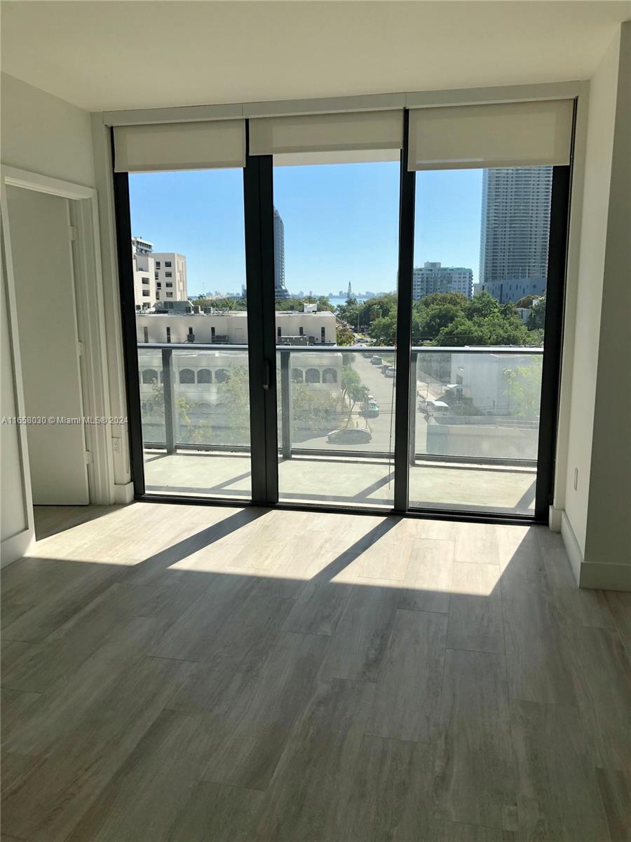 121 NE 34th St #L406, Miami FL 33137