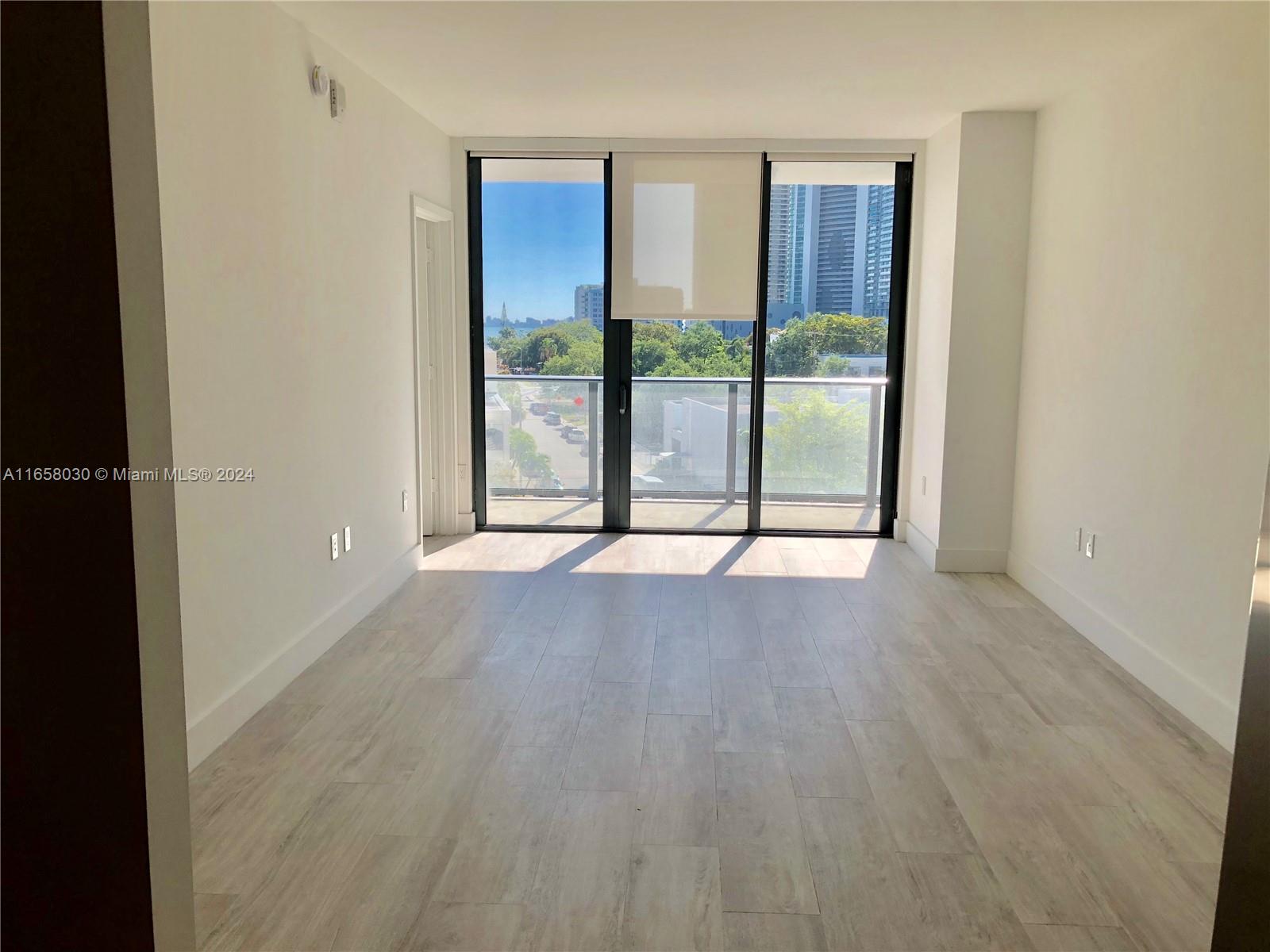 121 NE 34th St #L406, Miami FL 33137
