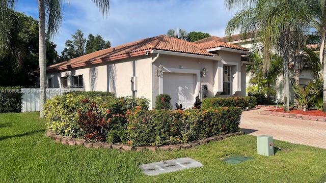 19245 NW 14th St, Pembroke Pines, Florida image 2