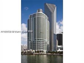 300 S Biscayne Blvd #L-832, Miami FL 33131