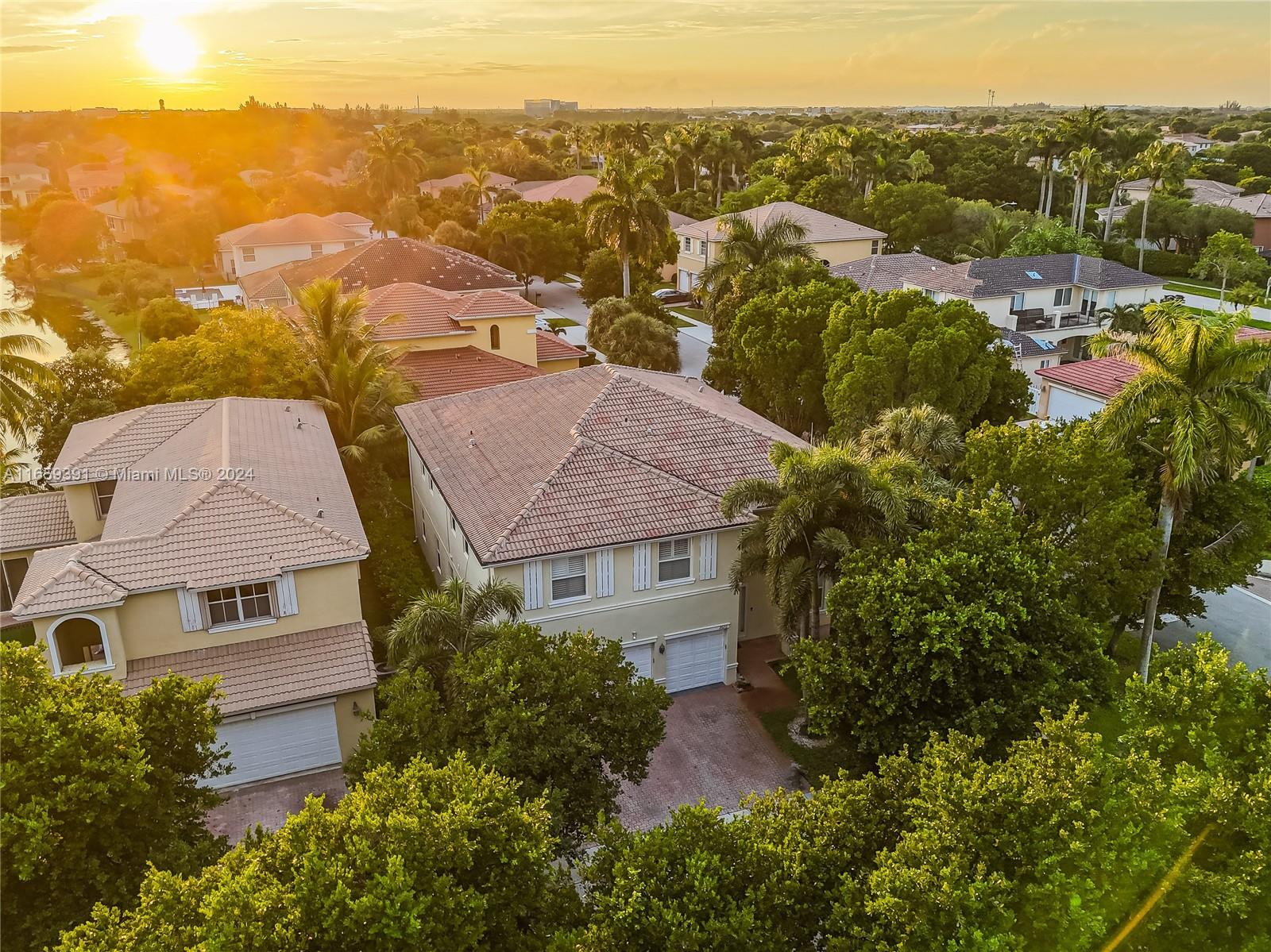 2620 SW 131st Ter, Miramar, Florida image 7