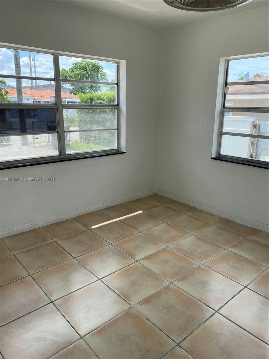 181 W 30th St, Hialeah, Florida image 16