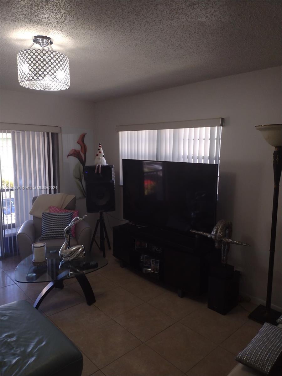 4137 NW 88th Ave #204, Coral Springs, Florida image 2