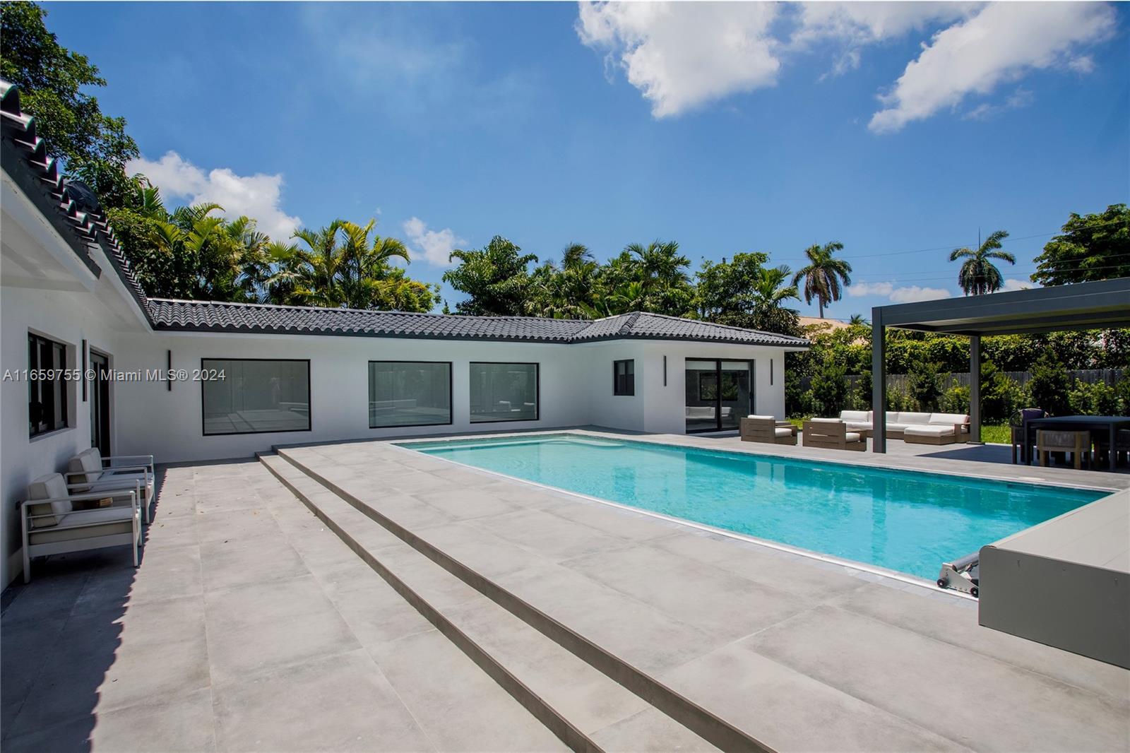 116 W 1st Ct, Miami Beach, Florida image 44