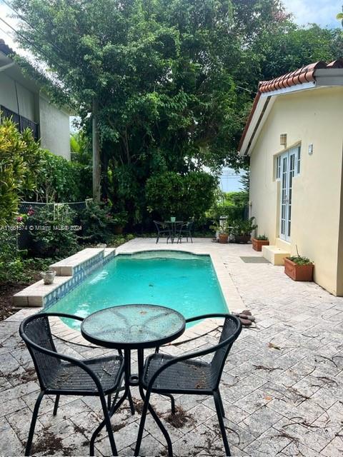 118 Sarto Ave, Coral Gables, Florida image 2