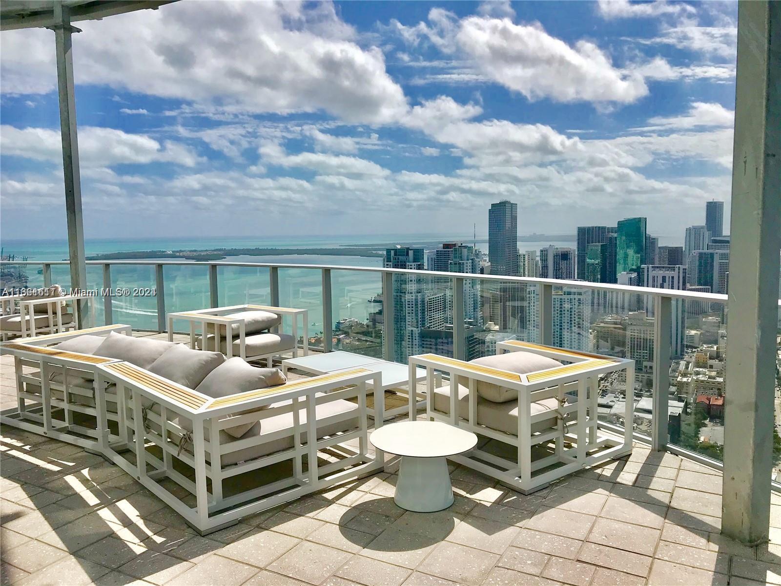 851 NE 1st Ave #4210, Miami, Florida image 17