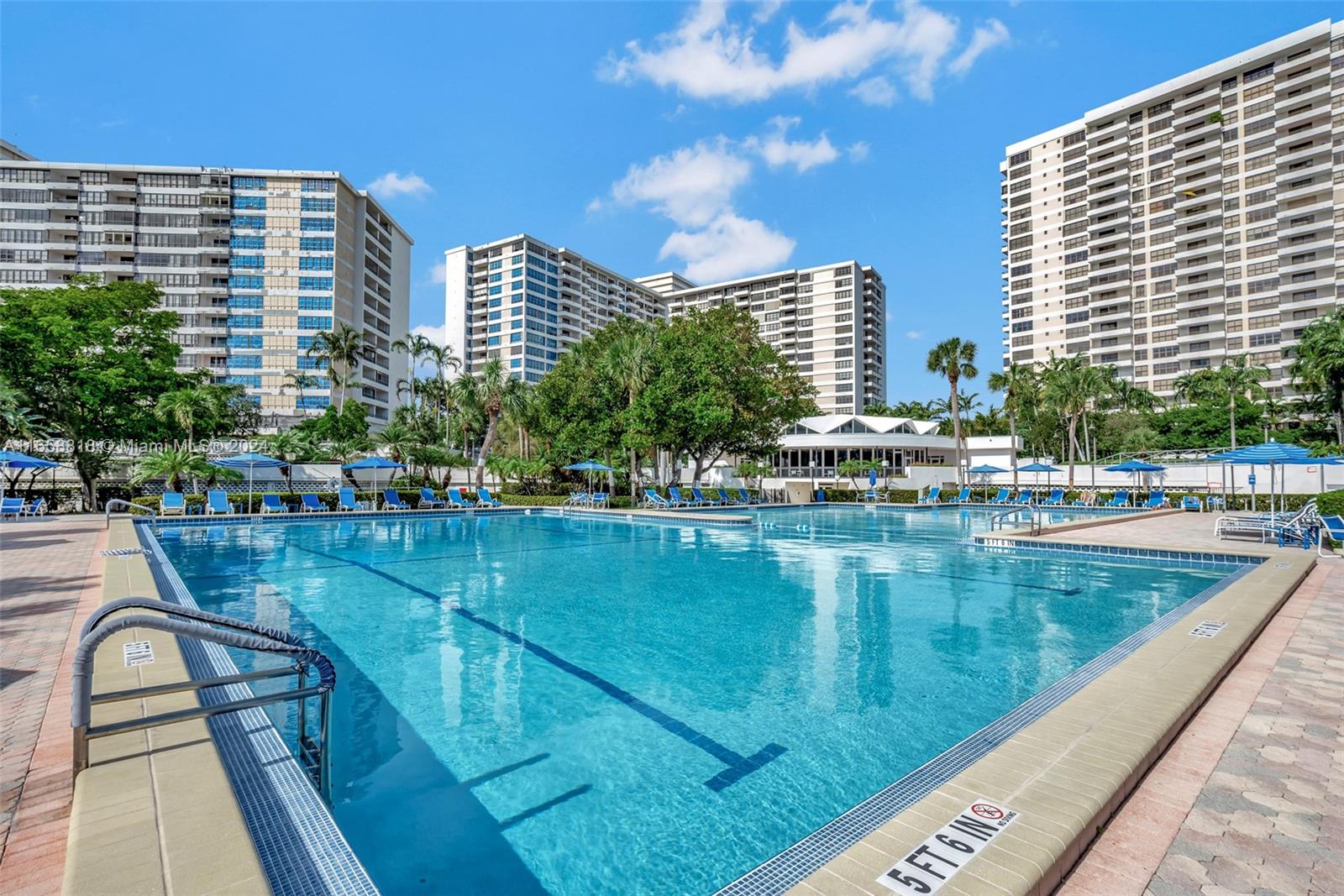 2500 Parkview Dr #2212, Hallandale Beach, Florida image 45