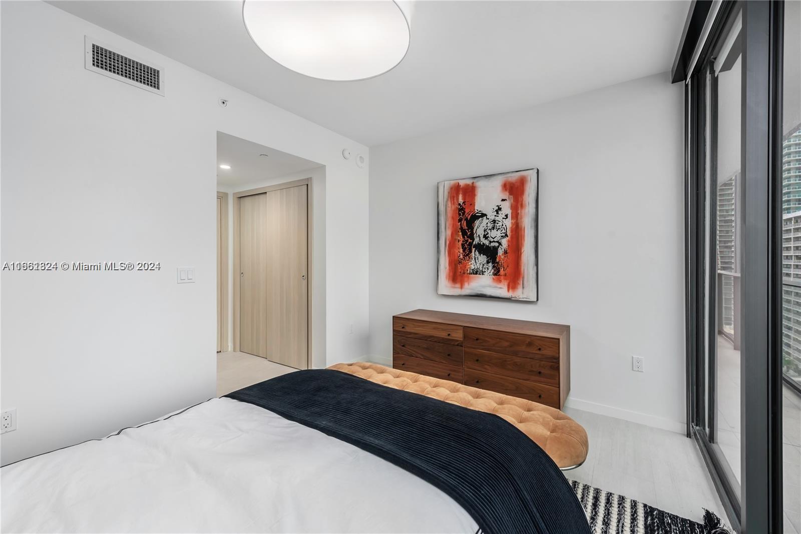 1000 Brickell Plz #2102, Miami FL 33131
