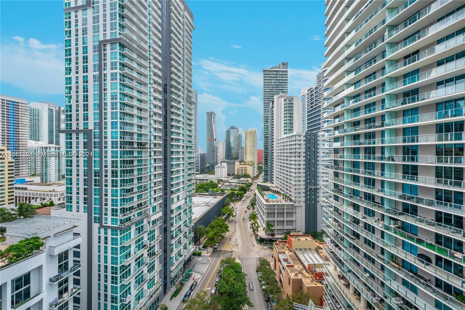 1000 Brickell Plz #2102, Miami FL 33131