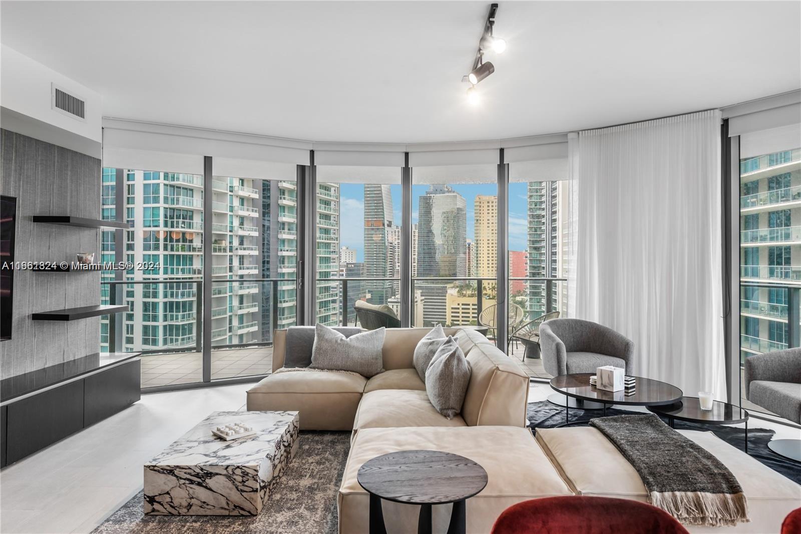 1000 Brickell Plz #2102, Miami FL 33131