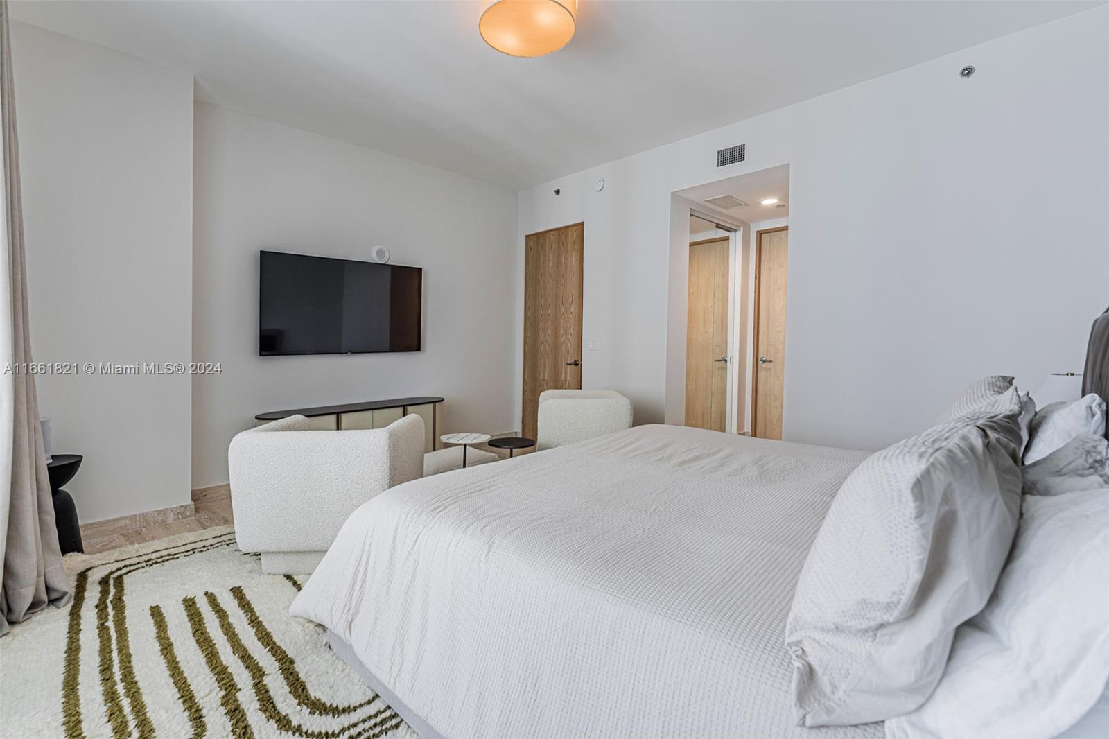 15811 Collins Ave #1802, Sunny Isles Beach FL 33160