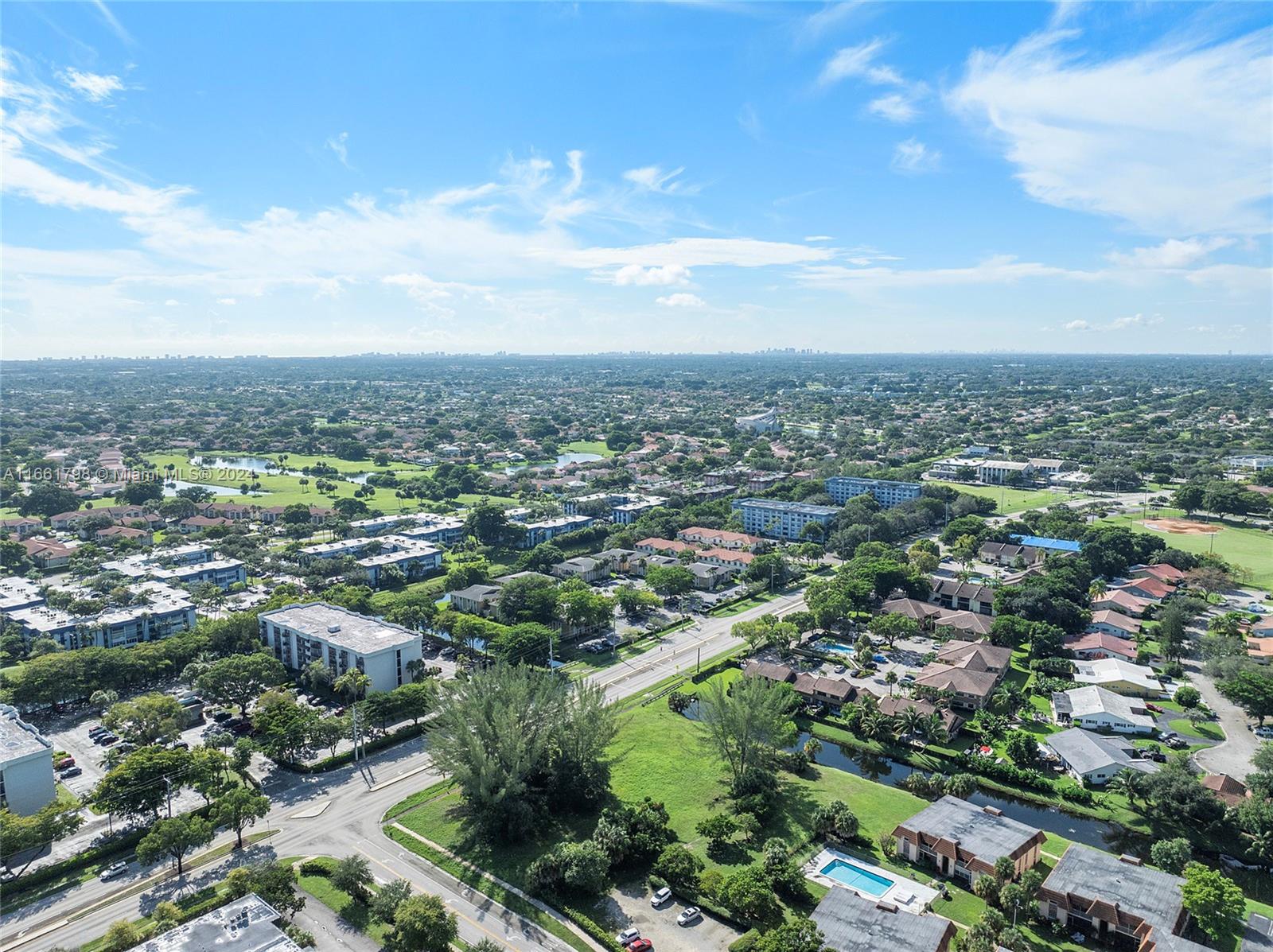 Riverside Dr, Coral Springs, Florida image 9