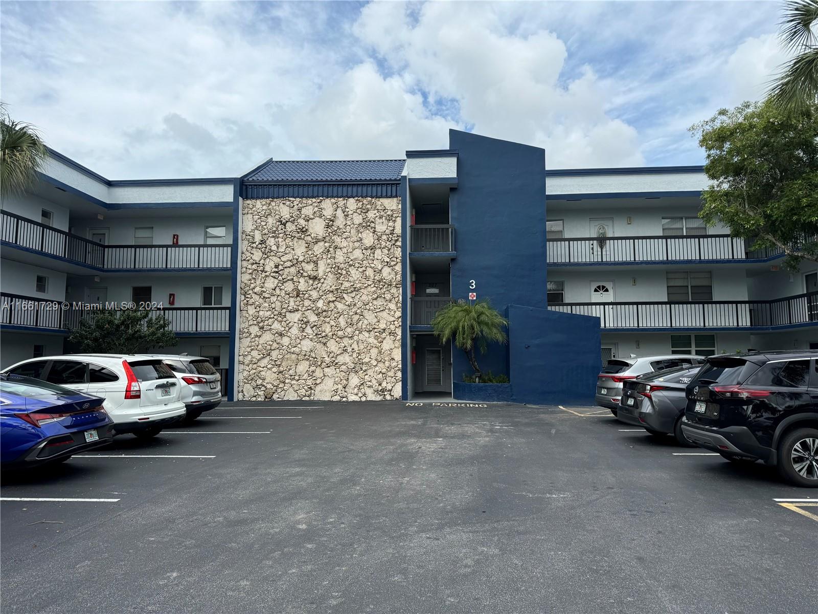 3200 Holiday Springs Blvd #3-210, Margate, Florida image 16