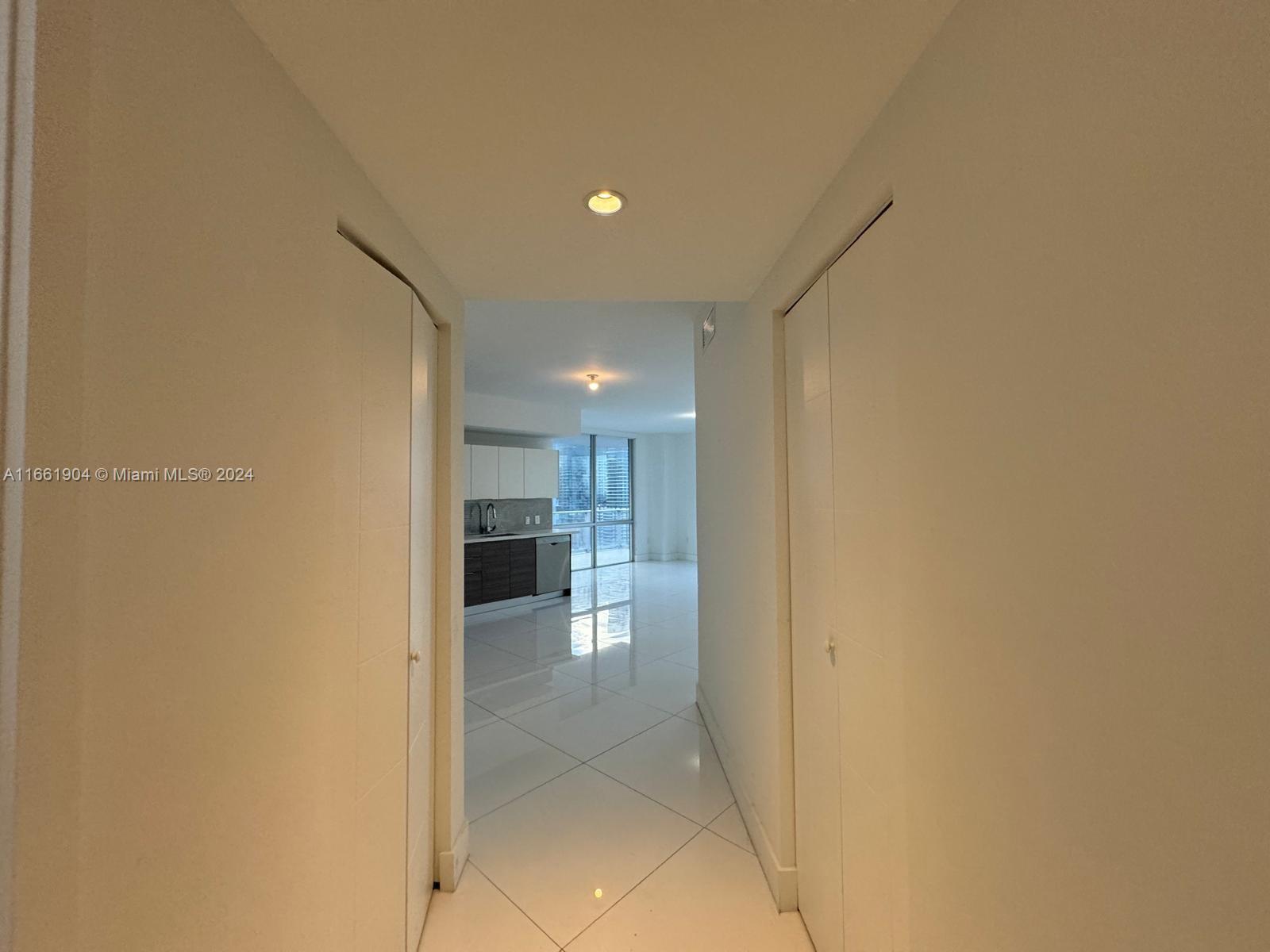 1010 SW 2nd Ave #1903, Miami FL 33130