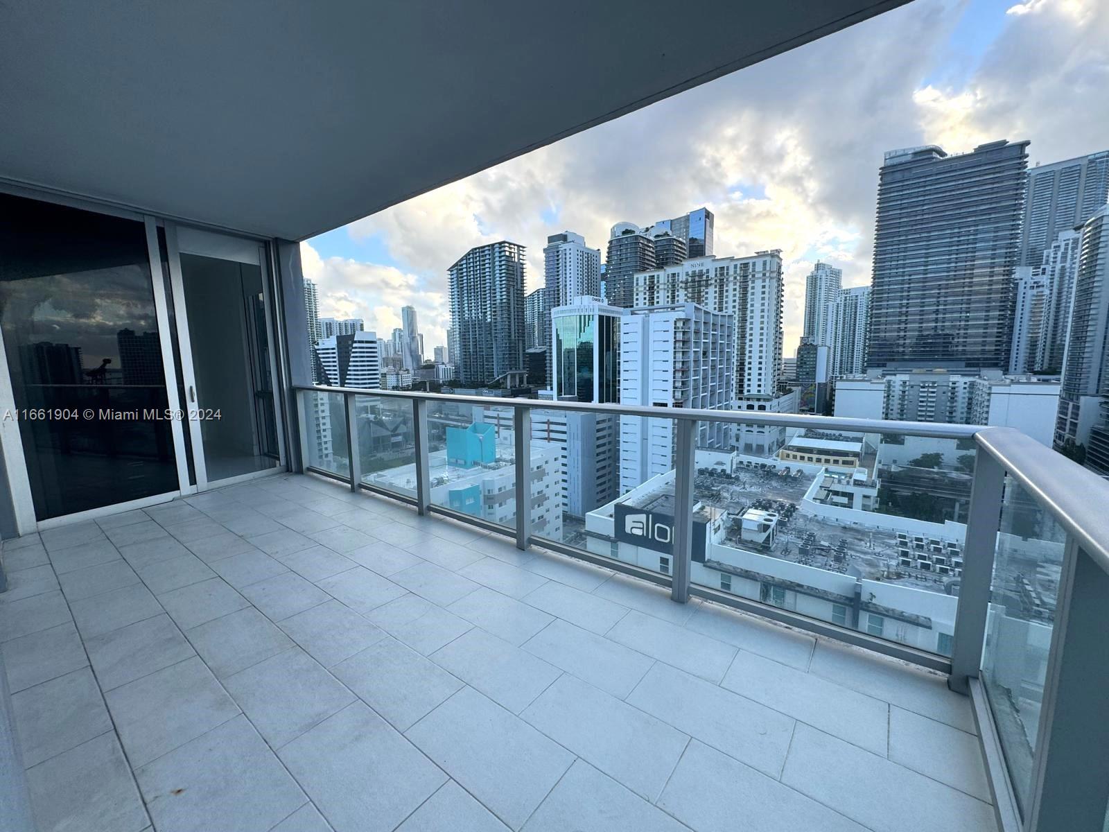 1010 SW 2nd Ave #1903, Miami FL 33130
