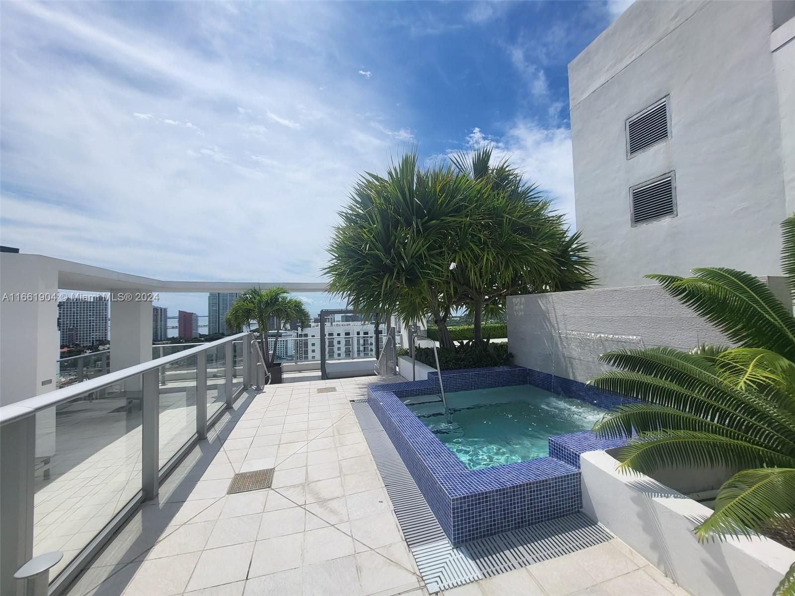 1010 SW 2nd Ave #1903, Miami FL 33130