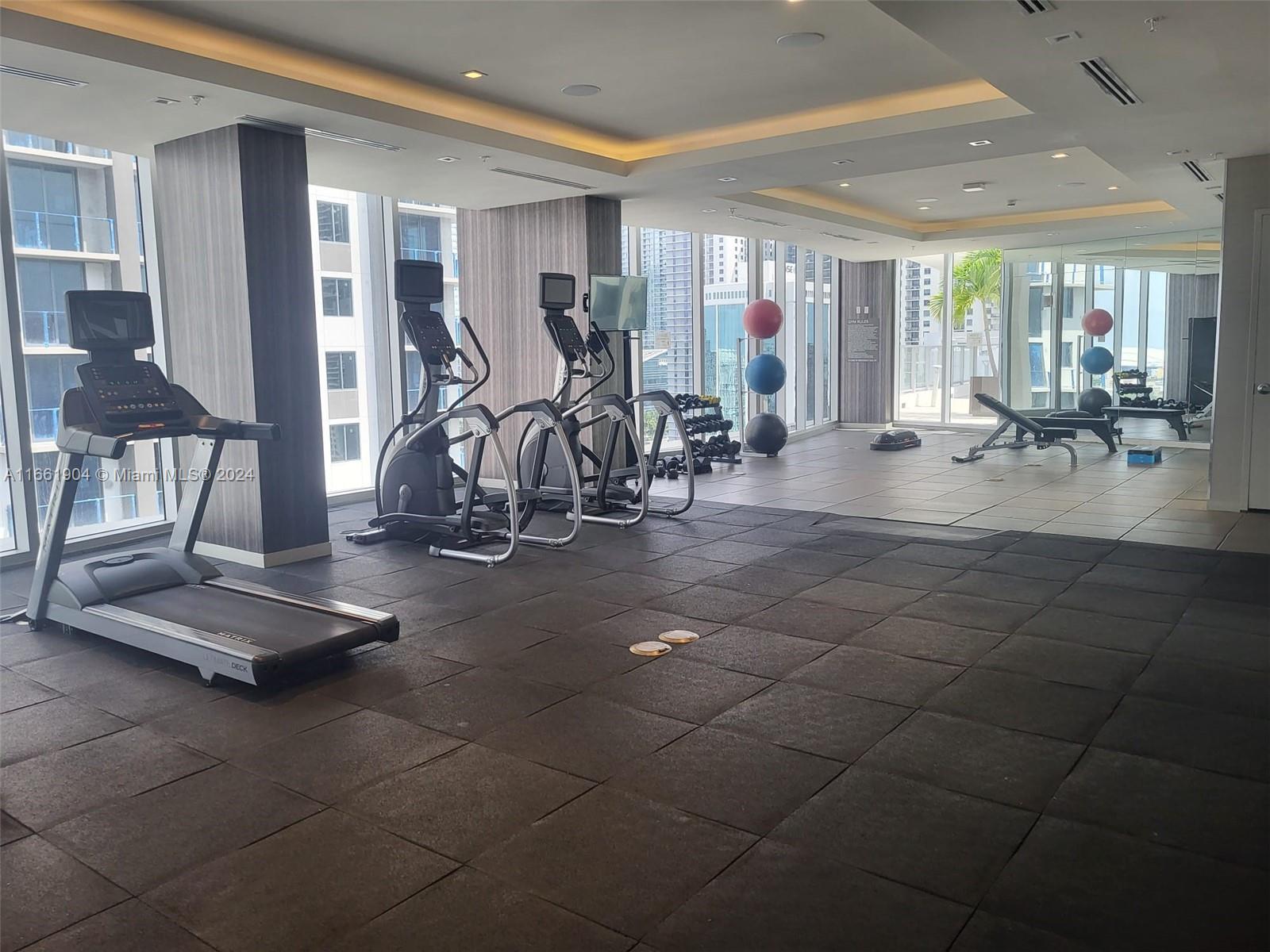 1010 SW 2nd Ave #1903, Miami FL 33130