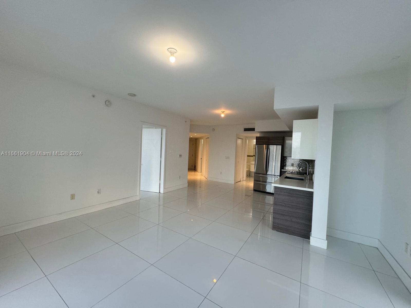1010 SW 2nd Ave #1903, Miami FL 33130