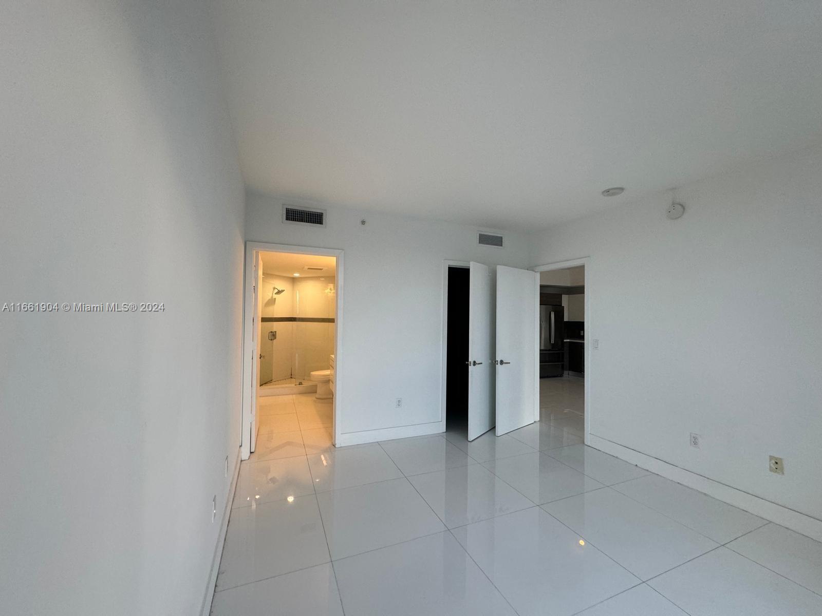1010 SW 2nd Ave #1903, Miami FL 33130