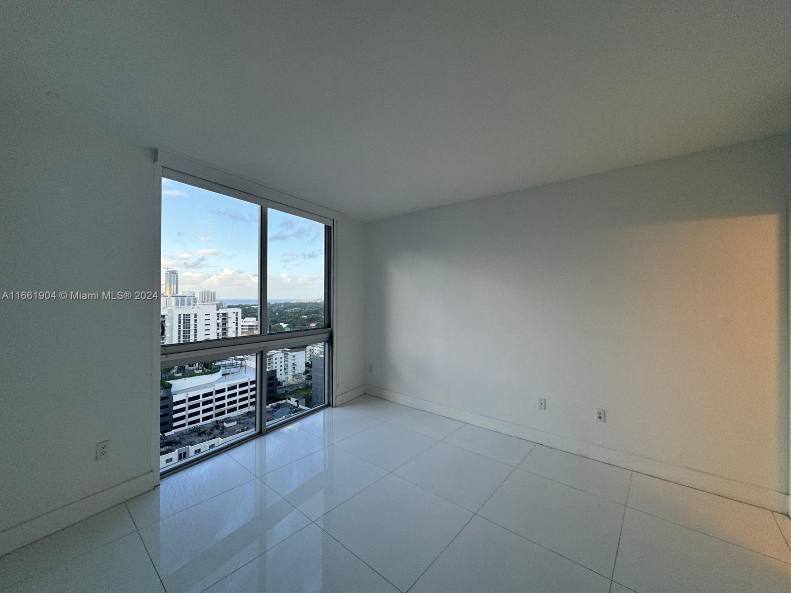 1010 SW 2nd Ave #1903, Miami FL 33130