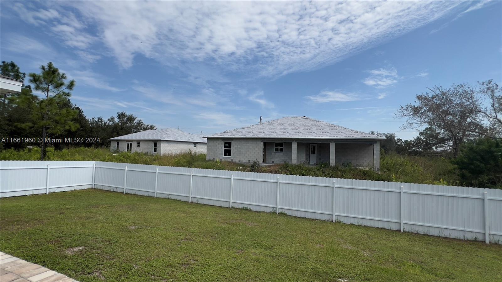 611 Woodcrest Dr, Lehigh Acres, Florida image 37