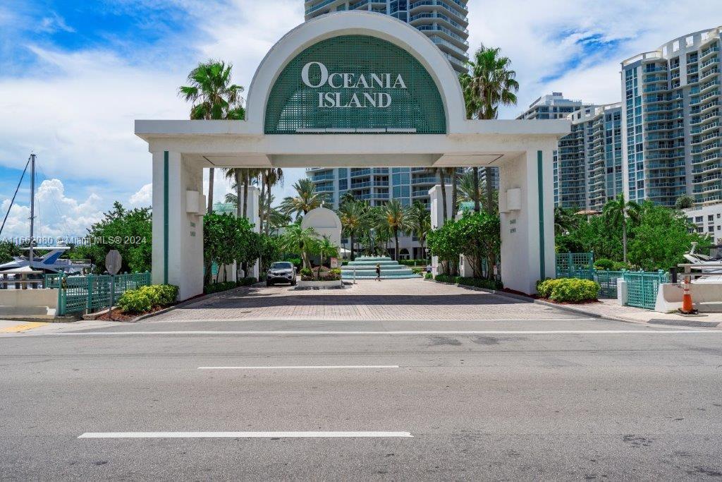 Spacious fully furnished and decorated 2 bedroom 2 bathroom plus den with spectacular ocean, intracoastal and city views from every room as well as the huge balcony. Oceania tower IV has 24 hours security, valet. Enjoy living in a resort, have access to Oceania Club and Spa with private beach and pool services, two oceanfront restaurants, racquetball, sauna, gym, fitness classes and so much more. The unit will be available for rent start in October 20th for 6 months.