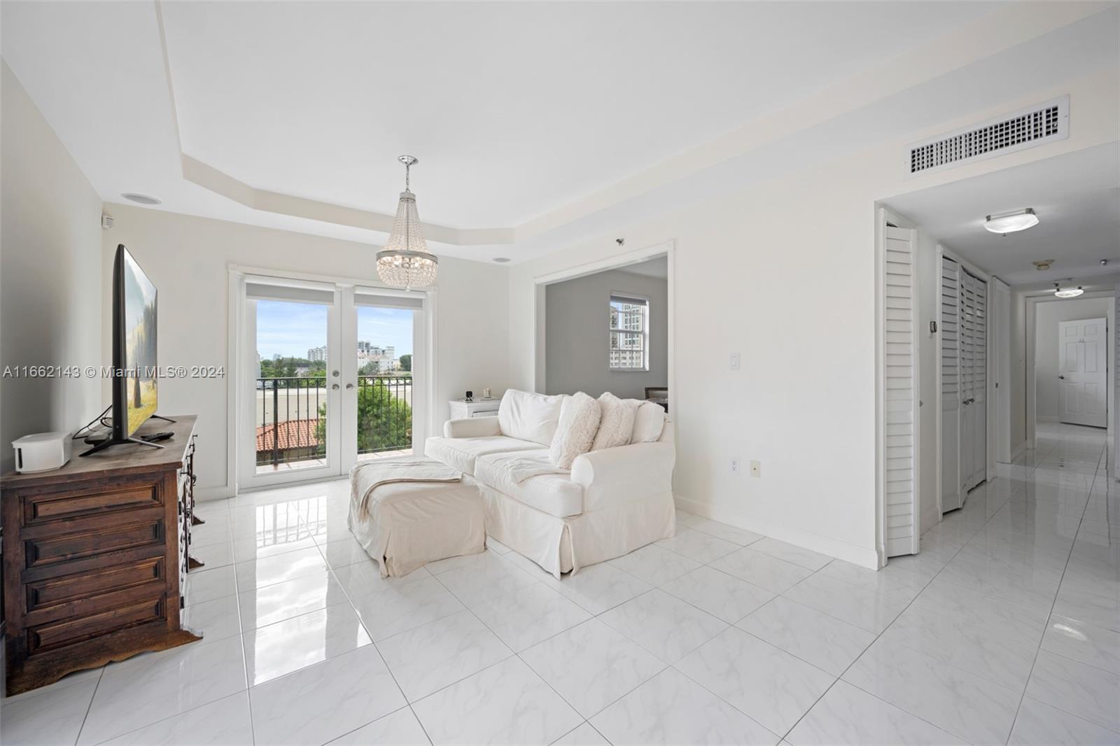 1400 Salzedo St #405, Coral Gables, Florida image 3