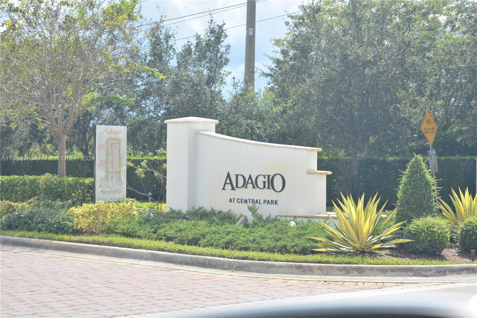 BEAUTIFUL CONDO LOCATED IN ADAGIO THE AT CENTRAL PARK IN DORAL. THIS IS A 3 BEDROOMS AND 2/1 BATHROOM TWO STORY CONDO IN A GATED COMMUNITY. FEATURES ITALIAN STYLE WOOD CABINETRY, STAINLESS STEEL APPLIANCES, TILE THROUGHOUT THE FIRST FLOOR AND LAMINATED FLOOR ON 2ND FLOOR. ACCESS TO THE AMAZING ALL CLUBHOUSE, COMMUNITY POOL, TENNIS AND BASKETBALL COURT, EXERCISE ROOM,BILLIARD ROOM, CONFERENCE ROOM, AND OTHER AMENITIES. GREAT LOCATION, NEAR "A" SCHOOLS, SHOPPING MALLS, AND EASY ACCESS TO THE MAJOR HIGHWAYS.


AVAILABLE NOVEMBER 1ST 2024