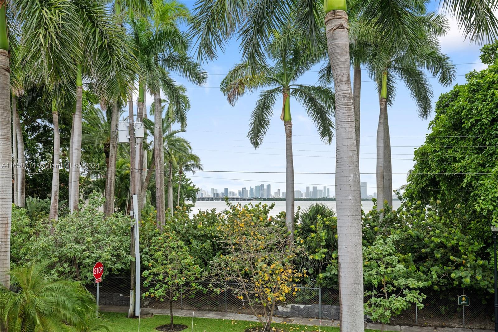 4501 N Bay Rd, Miami Beach, Florida image 9