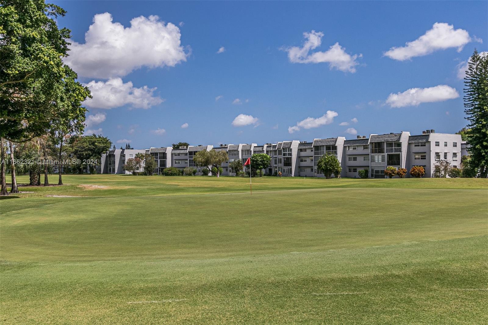 1020 Country Club Dr #303, Margate, Florida image 20