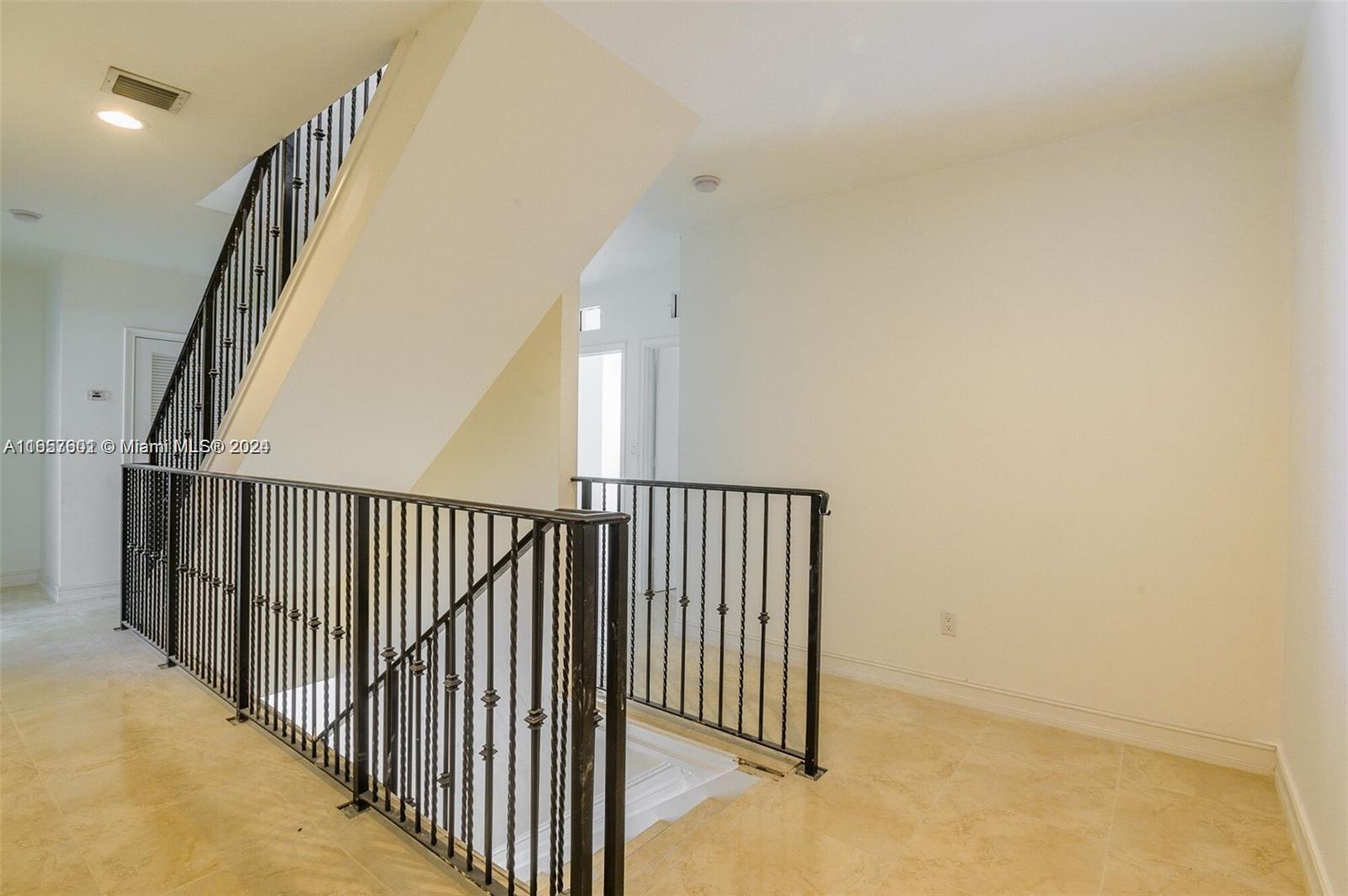 716 SW 9th Ter, Fort Lauderdale, Florida image 9