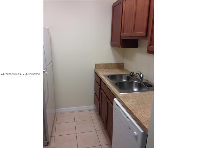 2804 NW 55th Ave #1C, Lauderhill, Florida image 3