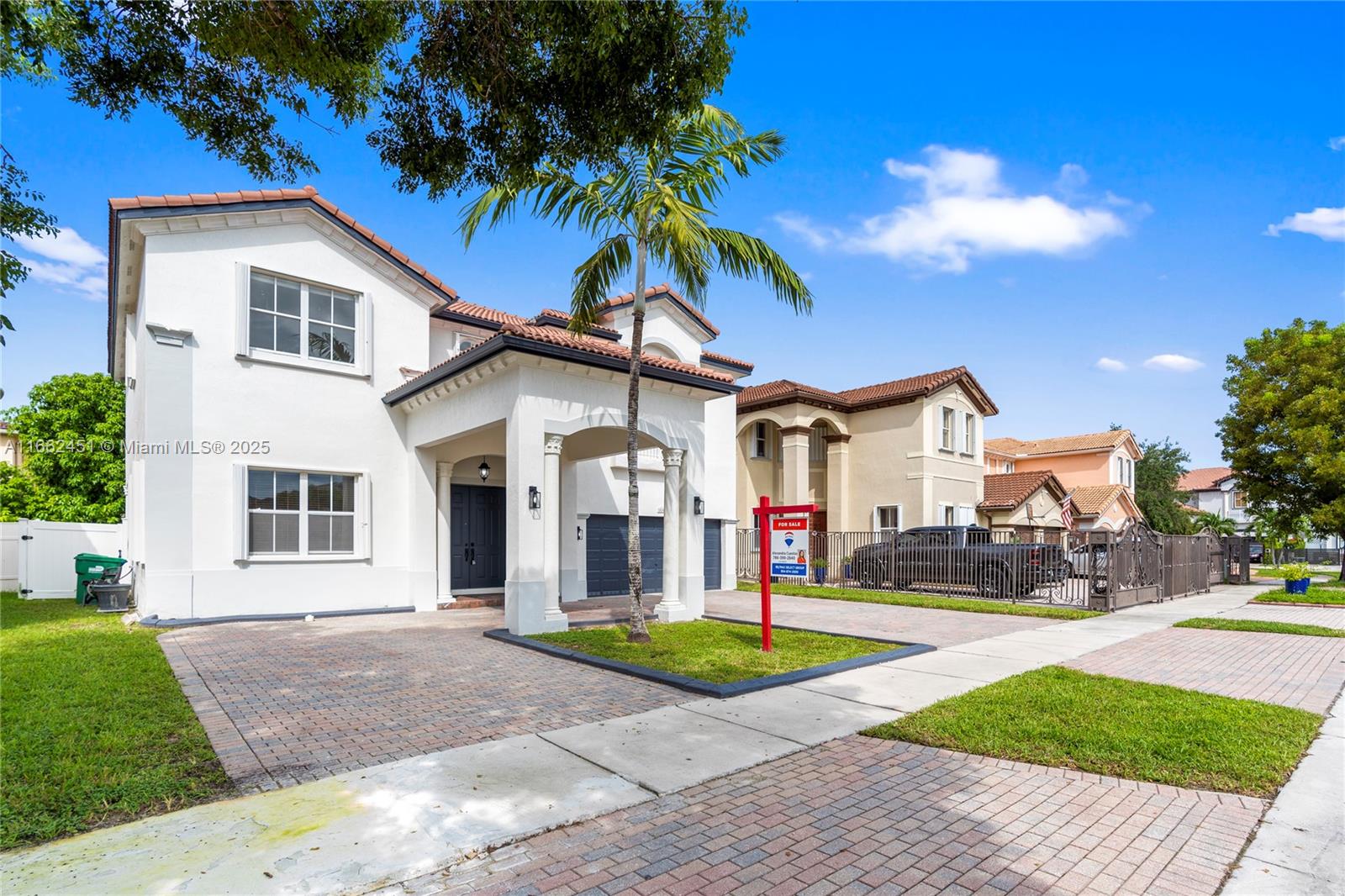 18148 NW 89th Pl, Hialeah, Florida image 2