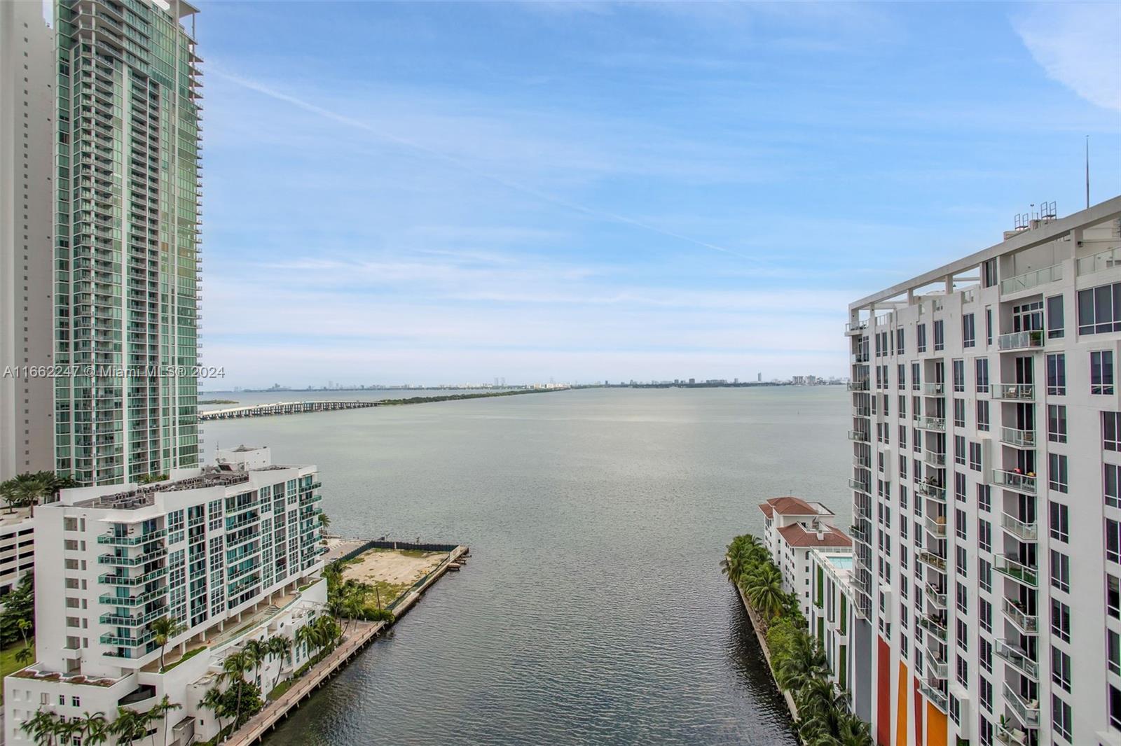 460 NE 28th St #1808, Miami FL 33137