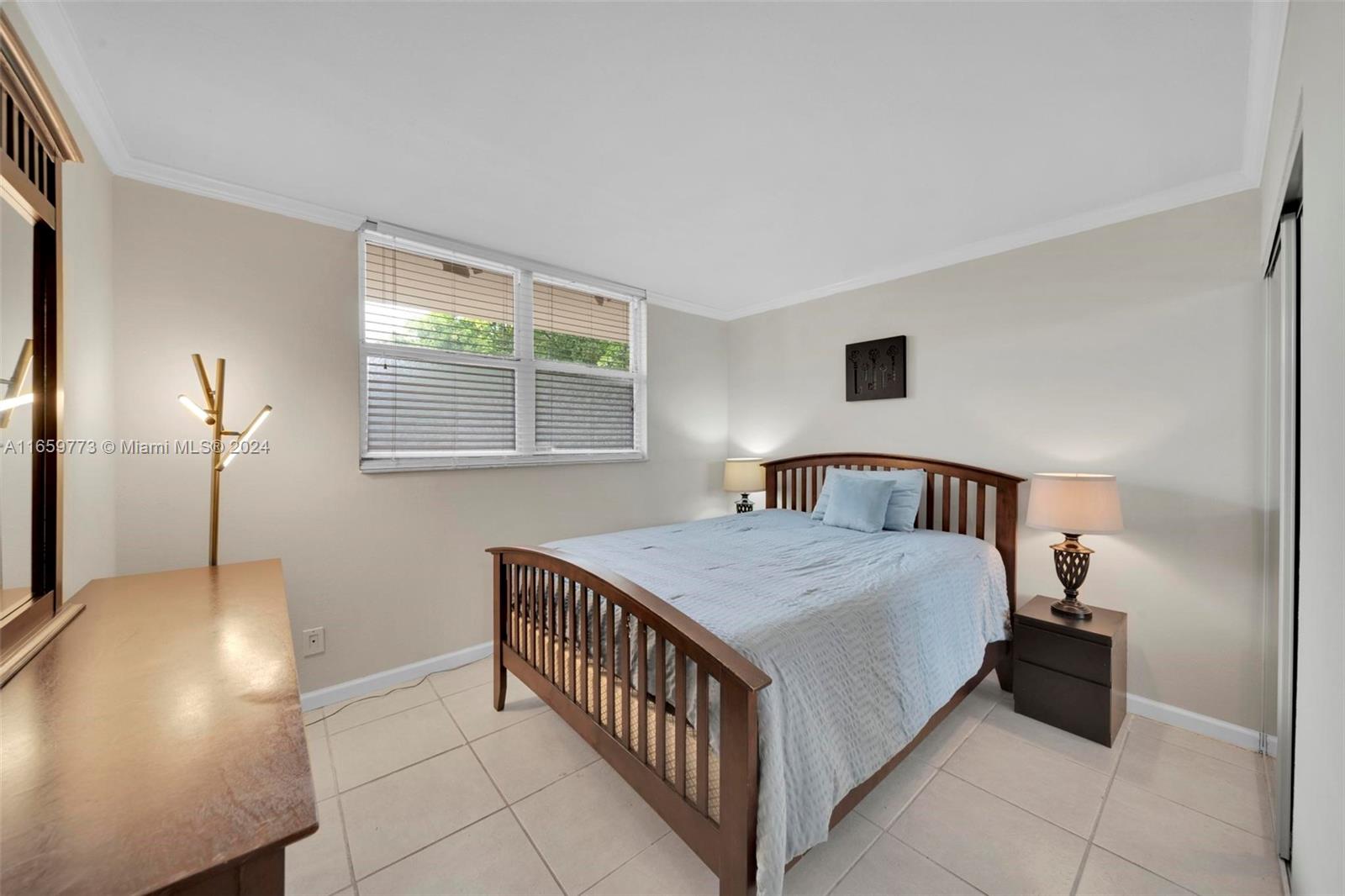 110 Lake Emerald Dr #303, Oakland Park, Florida image 17