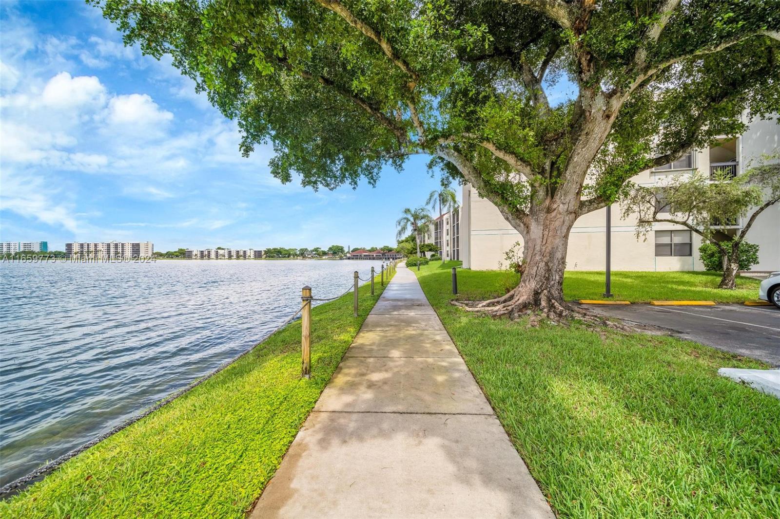 110 Lake Emerald Dr #303, Oakland Park, Florida image 23