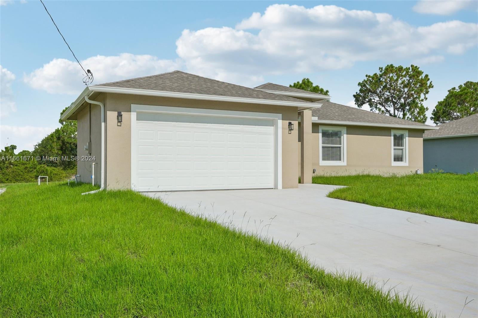 952 Genoa Ave S, Lehigh Acres, Florida image 2