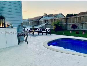 6135 Drake Street, Jupiter, Florida image 3