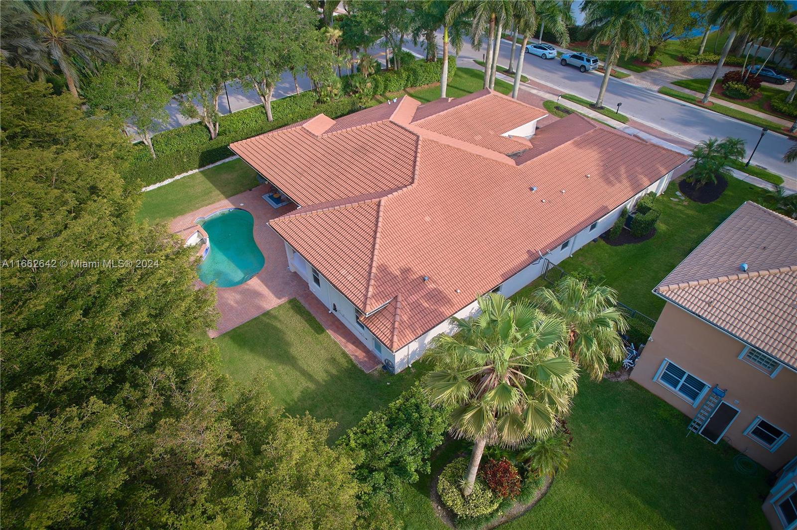 2517 Provence Cir, Weston, Florida image 3