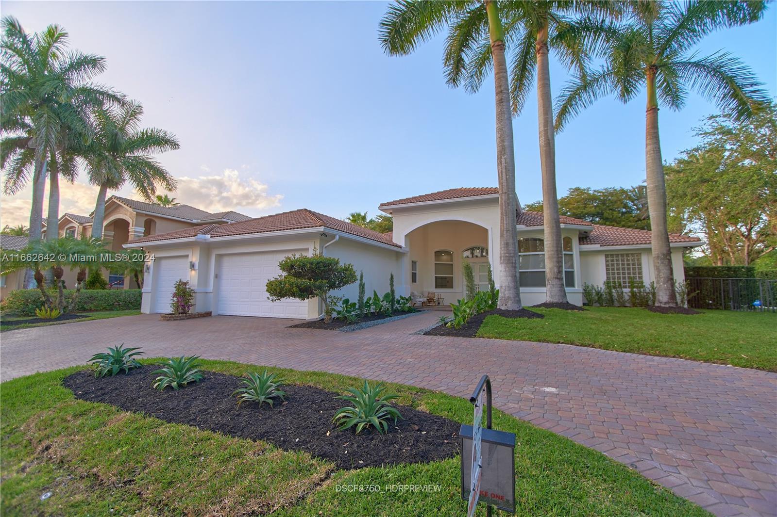 2517 Provence Cir, Weston, Florida image 5