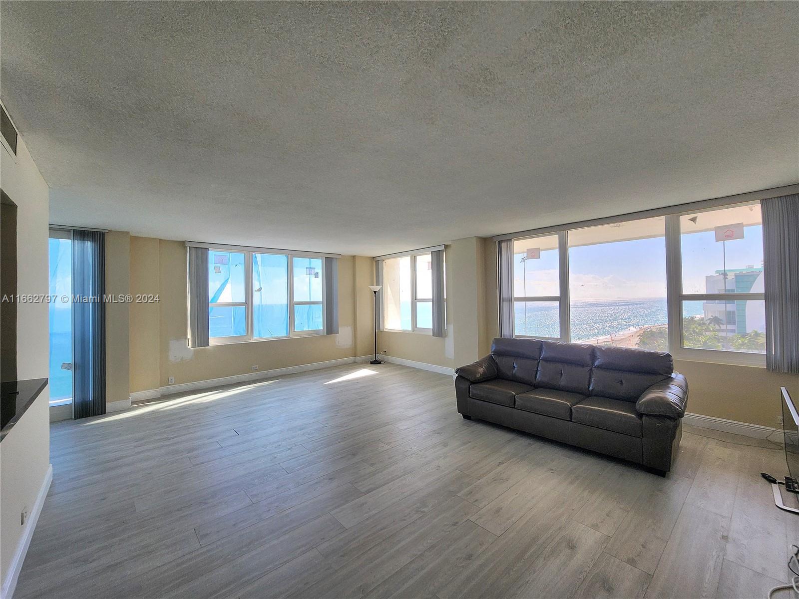 3505 S Ocean Dr #1014, Hollywood, Florida image 3