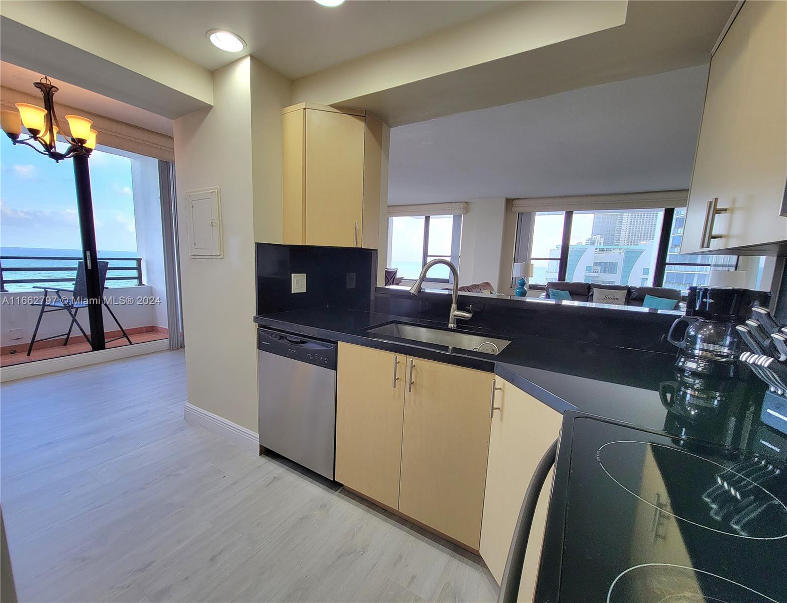 3505 S Ocean Dr #1014, Hollywood, Florida image 5